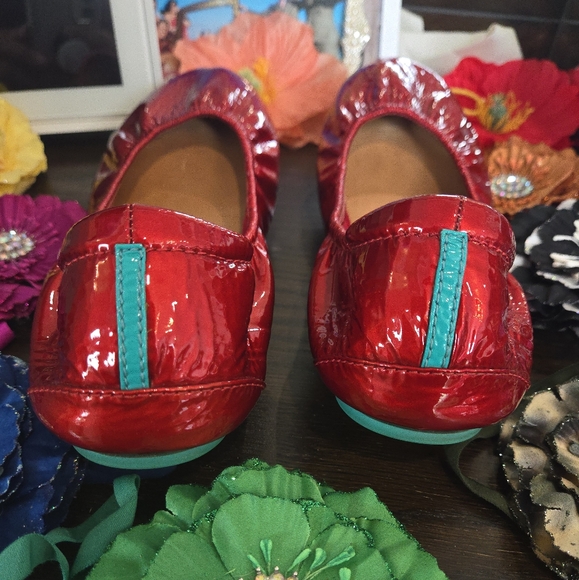 Tieks Red Diamond Size 9 Great Condition - Picture 3 of 6